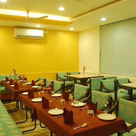 Hotel Sagar Kinara Mālvan Dış mekan fotoğraf